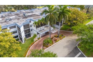 16251 Golf Club Rd 311 Weston, FL 33326 - MLS#A12001379