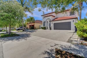 10231 Sw 227th Ln Cutler Bay, FL 33190 - MLS#A12001403