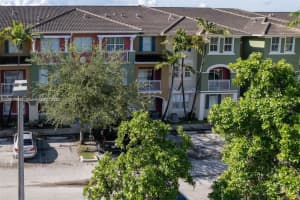 11002 Nw 83rd St 106, Doral