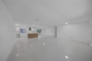 1320 NW 72nd Ave, Plantation, FL 33313, - MLS#A12001429