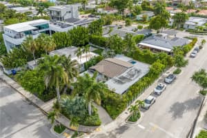 7501 W Adventure Ave, North Bay Village