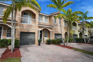 1432 Se 25th Ave Homestead, FL 33035 - MLS#A12001435