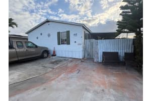 1110 Sw 131 Pl, Miami