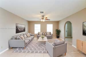 3637 Avenue Montresor Delray Beach, FL 33445 - MLS#A12001449