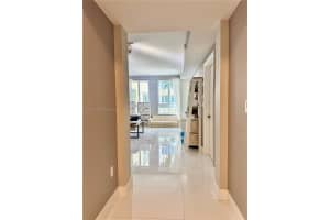 7355 Sw 89th St 526n, Miami