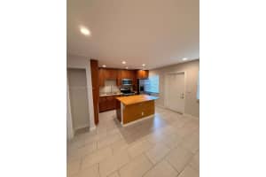 5150 NE 6th Ave APT 104, Oakland Park, FL 33334, - MLS#A12001460