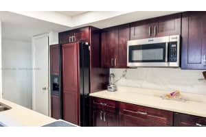 1060 Crystal Lake Dr APT 401, Pompano Beach, FL 33064, - MLS#A12001462