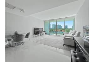 2950 NE 188th St APT 435, Aventura, FL 33180, - MLS#A12001480