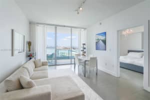 900 Biscayne Bay, 900 Biscayne Blvd APT 2104, Miami, FL 33132, - MLS#A12001485