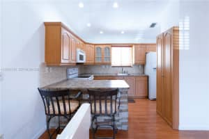 10017 W Okeechobee Rd APT 202, Hialeah Gardens, FL 33016, - MLS#A12001519