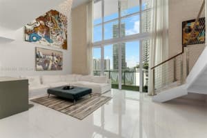 1080 Brickell Ave 905, Miami