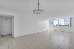 9143 SW 77th Ave APT B710, Miami, FL 33156, - MLS#A12001539