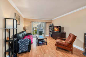 1000 Michigan Ave APT 704, Miami Beach, FL 33139, - MLS#A12001548