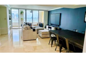 848 Brickell Key Dr APT 806, Miami, FL 33131, - MLS#A12001552