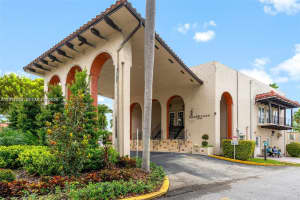 10834 N Kendall Dr X13 Miami, FL 33176 - MLS#A12001553