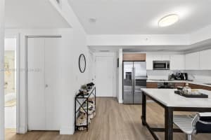 1010 SW 2nd Ave Unit 1605, Miami, FL 33130, - MLS#A12001590