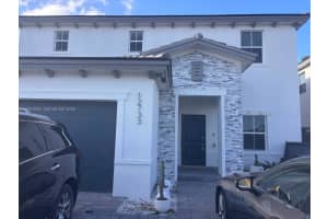 12733 Sw 210th Ter, Miami