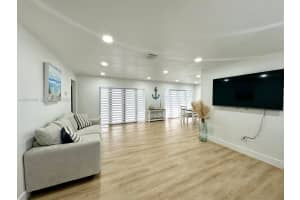 7200 W 12th Ave, Hialeah, FL 33014, - MLS#A12001640