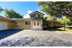 6282 SW 133rd St, Pinecrest, FL 33156, - MLS#A12001644