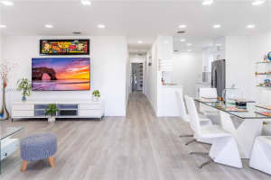 308 Nw 2nd Ave Hallandale Beach, FL 33009 - MLS#A12001646