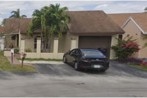 7010 Sw 103rd Pl, Miami