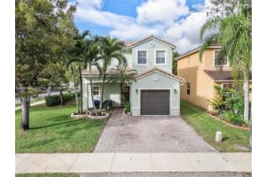1975 Se 14 St, Homestead