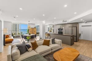 888 Brickell Key Dr 1207, Miami