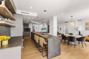 888 Brickell Key Dr APT 1207, Miami, FL 33131, - MLS#A12001676