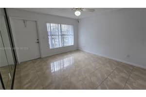 2605 W 67th Pl Apt 23-10, Hialeah, FL 33016, - MLS#A12001679