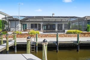 4214 Gulfstream Pkwy Cape Coral, FL 33993 - MLS#A12001712