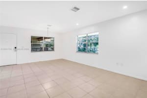 15391 S Dixie Hwy APT 60, Palmetto Bay, FL 33157, - MLS#A12001749