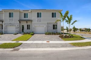 715 SE 15th St, Homestead, FL 33034, - MLS#A12001765