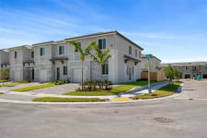 715 SE 15th St, Homestead, FL 33034, - MLS#A12001765