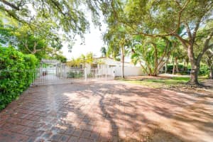 230 Cranwood Dr, Key Biscayne, FL 33149, - MLS#A12001771