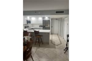 2625 Collins Ave APT 1101, Miami Beach, FL 33140, - MLS#A12001780
