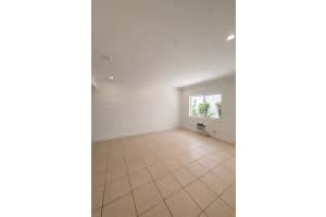 935 Bay Dr #4, Miami Beach, FL 33141, - MLS#A12001794
