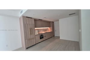 77 SE 5th St #2108, Miami, FL 33131, - MLS#A12001820