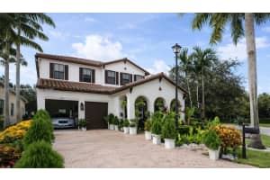 8537 NW 39th Ct, Pembroke Pines, FL 33024, - MLS#A12001827