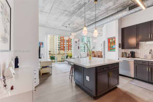 2001 Biscayne Blvd 2617, Miami