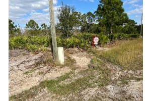 2708 38 St W Lehigh Acres, FL 33971 - MLS#A12001832