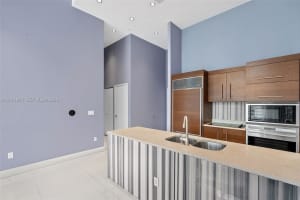 475 Brickell Ave APT 2812, Miami, FL 33131, - MLS#A12001845
