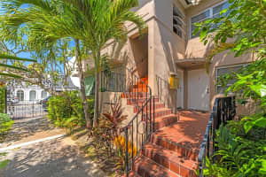 28 Almeria Ave APT 4, Coral Gables, FL 33134, - MLS#A12001853