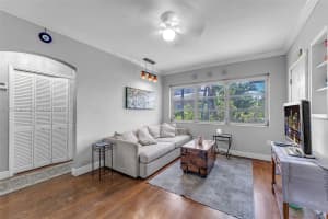28 Almeria Ave APT 4, Coral Gables, FL 33134, - MLS#A12001853