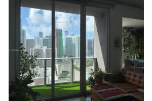 151 Se 1st St 2203, Miami
