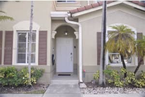 8261 Nw 107th Ct 5-10, Doral