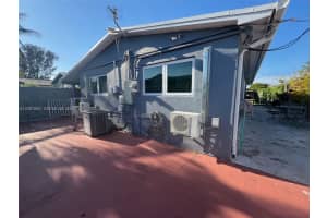 6900 SW 22nd St, Miami, FL 33155, - MLS#A12001892