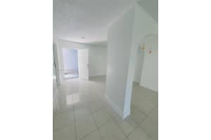 9375 Fontainebleau Blvd L107 Miami, FL 33172 - MLS#A12001893