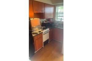 2225 NE 123rd St APT 204, North Miami, FL 33181, - MLS#A12001898