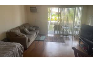 2225 NE 123rd St APT 204, North Miami, FL 33181, - MLS#A12001898