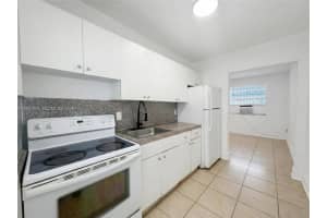 220 NW 11th Terrace #2, Miami, FL 33136, - MLS#A12001920